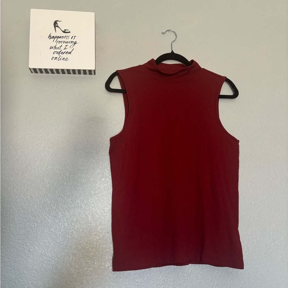 Sleeveless Mock-Neck Maroon Tank Top